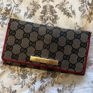 Authentic Gucci Wallet